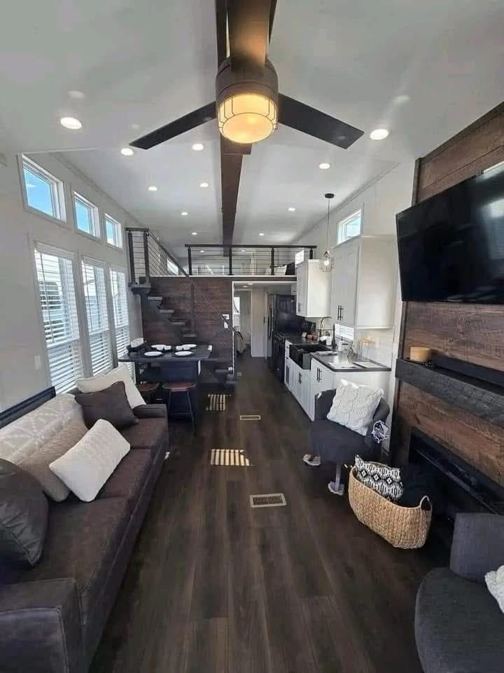 2021 Eldorado 9043PWD - Image 6