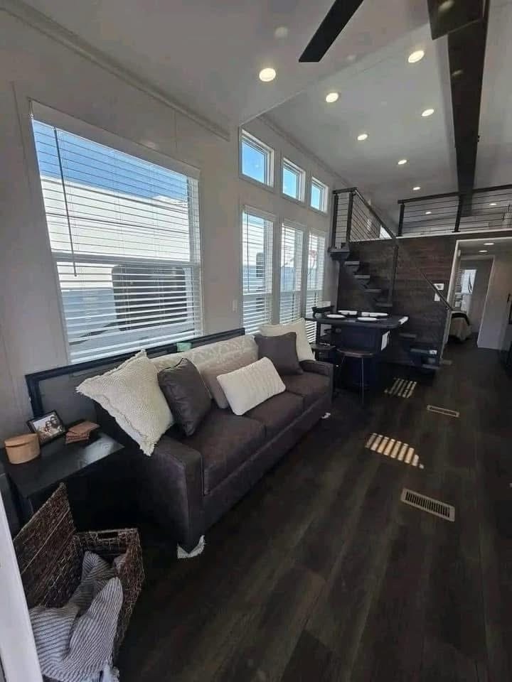 2021 Eldorado 9043PWD - Image 7