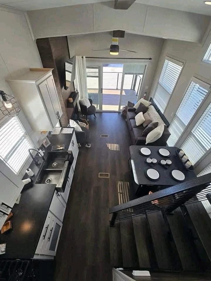 2021 Eldorado 9043PWD - Image 22